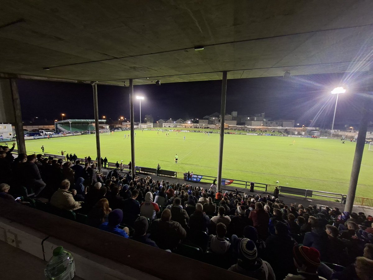 HALF TIME here at the Markets Field and it's Treaty United 0-0 Cobh Ramblers. Neither side have been able to grab the lead in what was a breathless opening 45'