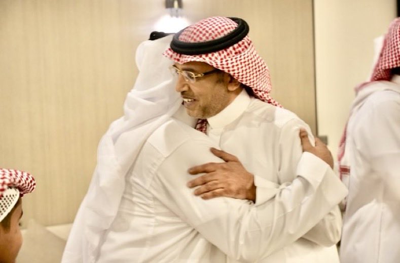 Hamad_Ahmed_0's tweet photo. اللهُم إني أحب هالانسان فلا تريني فيه بأساً وأحفظه من كل شر يارب 🤲🏻❤️🌹
#عبدالعزيز_أحمد_بغلف 
@AzizbagBag https://t.co/iZICoE1dYX
