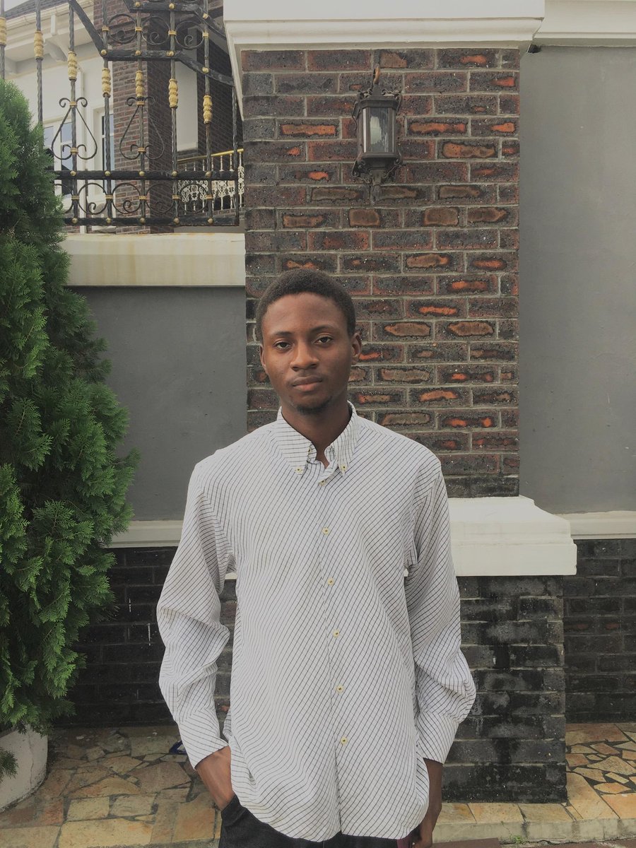 CodeEdison's tweet image. I’m Edison
A aspiring full stack developer 
I’m currently learning HTML, CSS and JS
Currently learning tailwind CSS 
And I will love to connect with you all