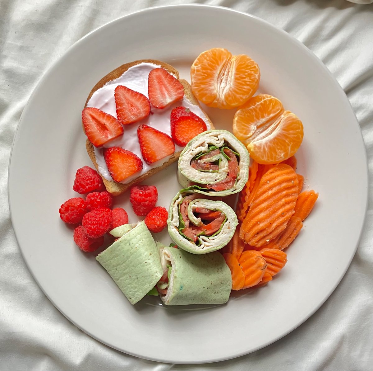 holydrainer's tweet photo. The only thing I miss from before university is getting to make my food beautiful https://t.co/s0QSY9Qv4O