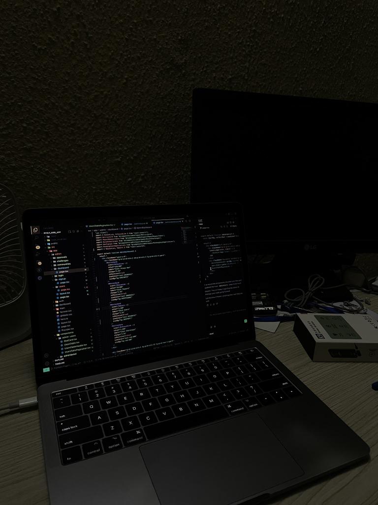 your_developerr's tweet image. Friday evening is for connecting 🌆
Hi, I'm Kingsley, Websites and Web Applications developer
Let's connect 💙