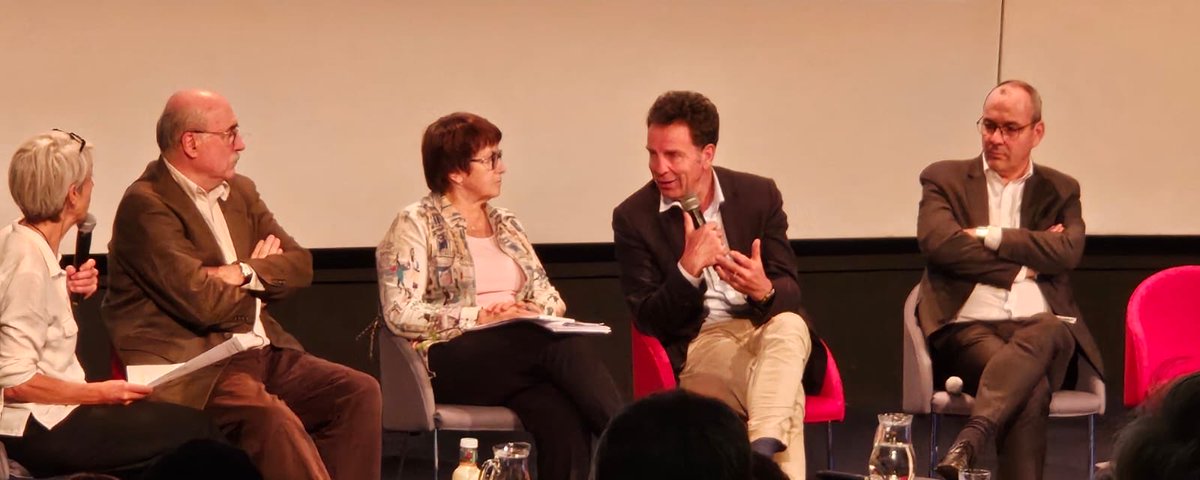 ChLambert_FICT's tweet image. 2/2 « Le dialogue social comme levier de la #transition écologique juste » était le thème de la conférence sociale 2025 @paysdelaloire 
La confiance entre partenaires sociaux est la clé pour adapter les #formations et les compétences, construire des visions nouvelles avec un…