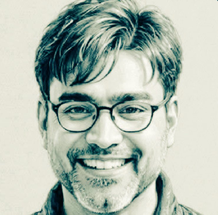 بابا کوڈا کہاں ہے؟ اُس کے لیے کوئی بات کیوں نہیں کر رہا ہے؟ 
وہ سوشل میڈیا وولنٹیئر اپنی زندگی داؤ پر لگا کر غائب ہوا، اور ہم سب بے حس خاموش ہیں!! اگلوں کا دس سالہ منصوبہ ہے کہ ایک ایک کر کے سب کو غائب کیا جائے گا۔ آج اگر ہم خاموش رہے تو کل آپ کے لیے بھی کوئی نہیں بولے گا!!