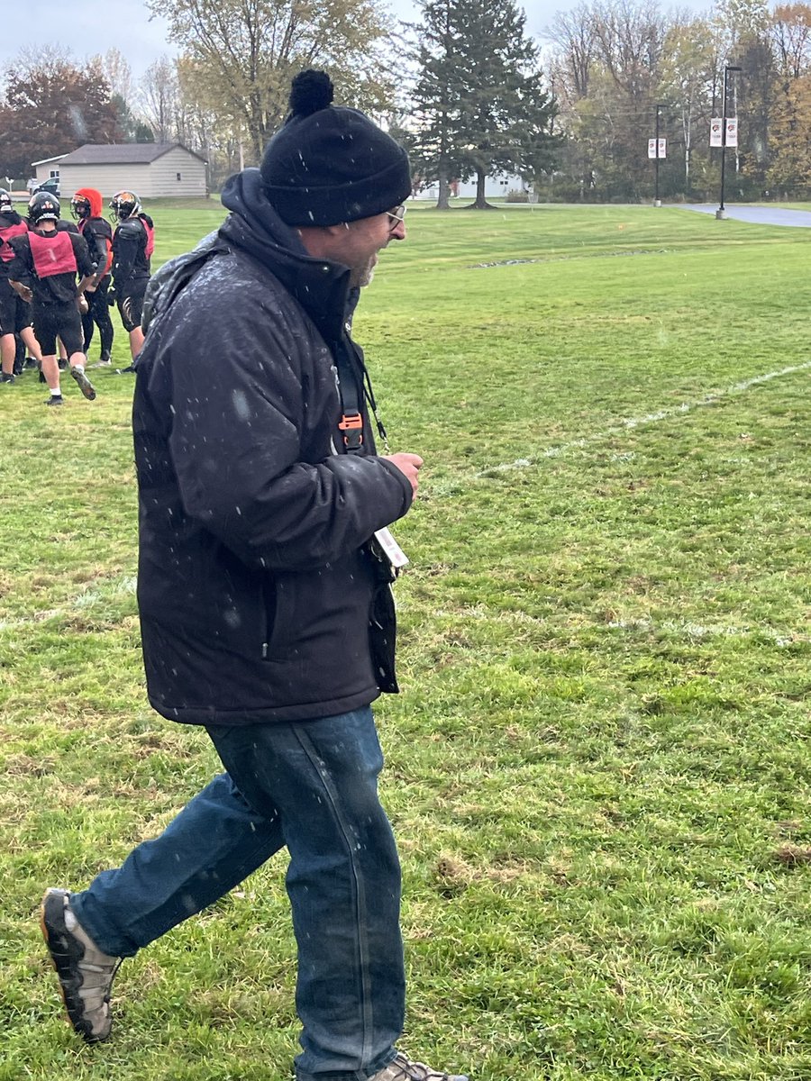 StratfordFB's tweet photo. Happy (belated) birthday to the face that runs the place! Geno! 
Geno is always at practice, painting our lines on the practice field, getting water to the guys, and picking up equipment. Without him, Stratford fb wouldn’t be what it is today! 

#wisfb
#iagdtbat
#completethe4peat https://t.co/O3dczIyqP2