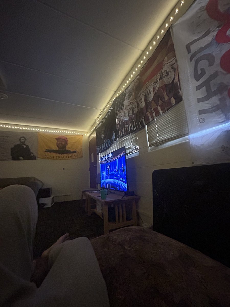 BC_rollingStones tweet media