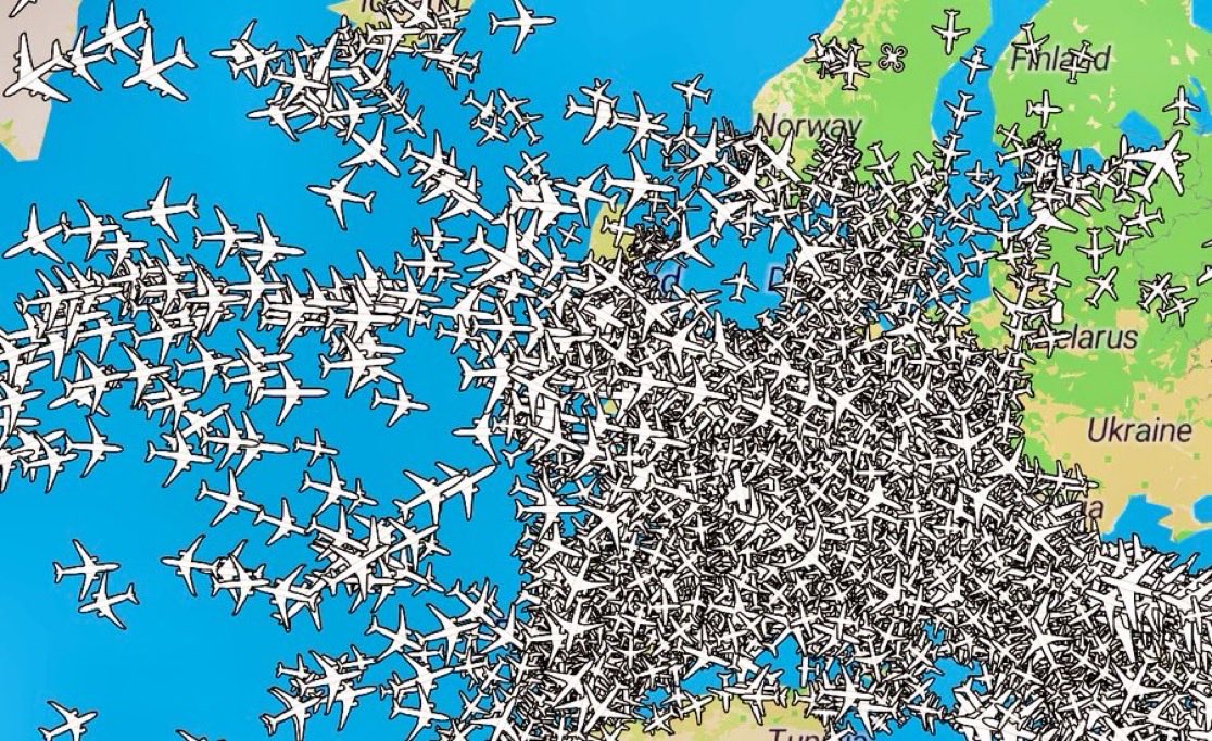 İnekler osurunca küresel ısınma oliyeee

O sırada  gökyüzü