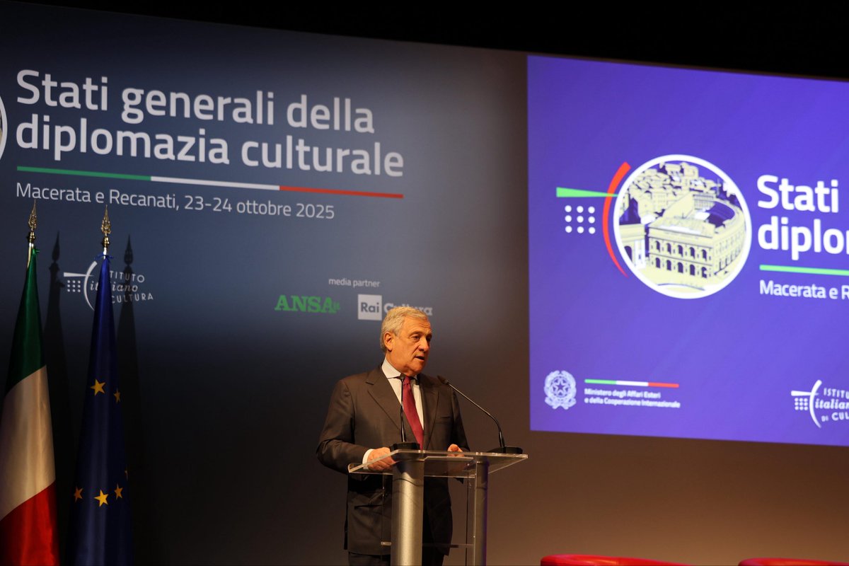 Abbiamo portato a Macerata e Recanati gli Stati generali della #diplomaziaculturale, la riunione annuale dei direttori degli 88 Istituti Italiani di cultura nel mondo.
Il nostro patrimonio culturale è uno straordinario volano di crescita, benessere, innovazione, che genera circa