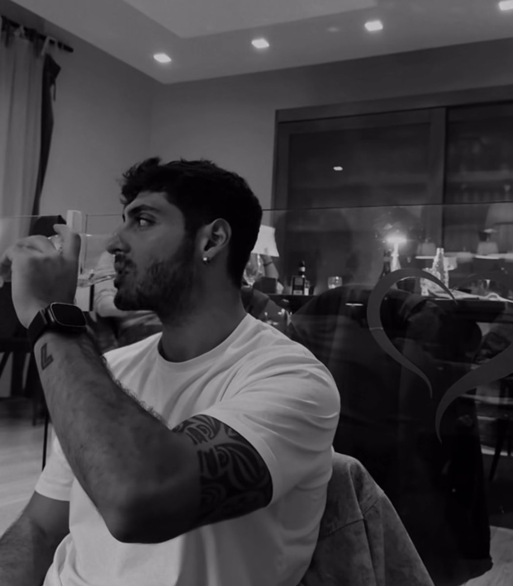 dgiulss's tweet photo. e quanto vi amo https://t.co/R4wQh9FhCB
