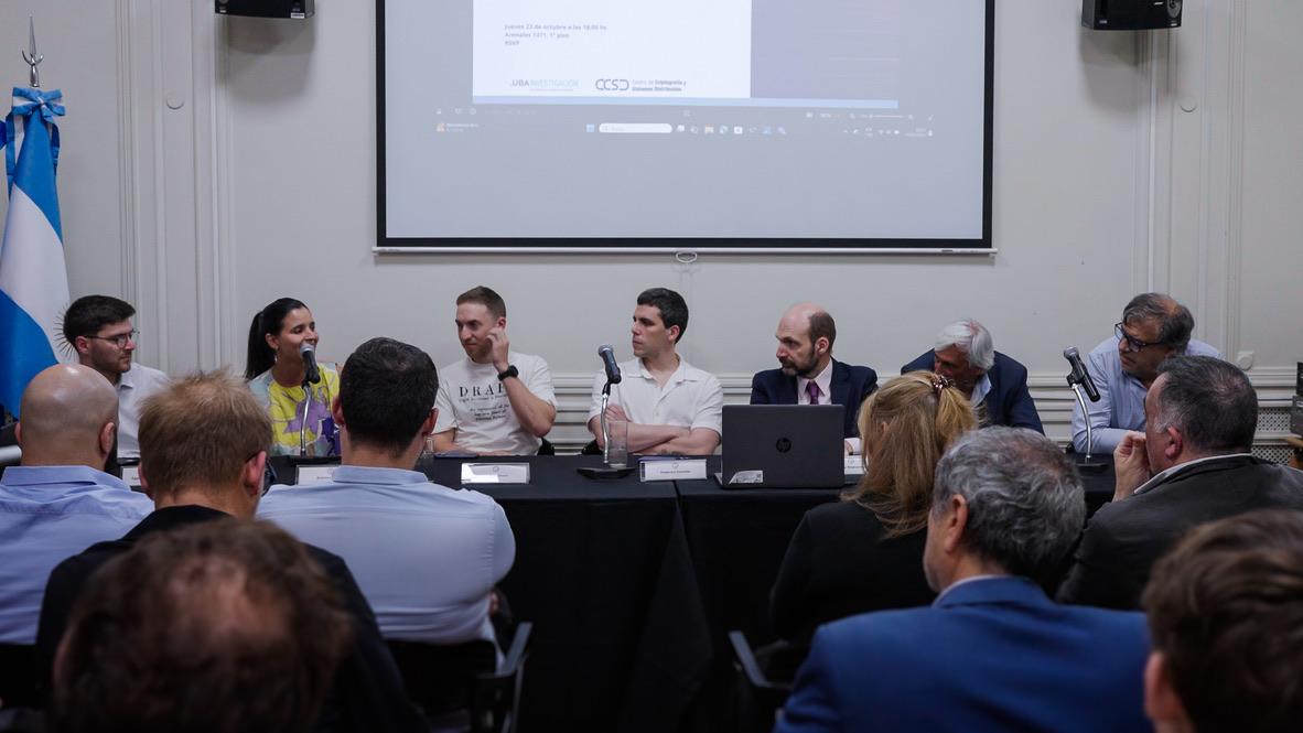 fede_intern's tweet image. Yesterday was an important day for me and for @class_lambda.
Twenty years ago I entered @UBAonline, the largest Spanish-speaking university in the world, with a community of more than 350,000 people, and consistently ranked among the top 100 universities globally.
Because of…