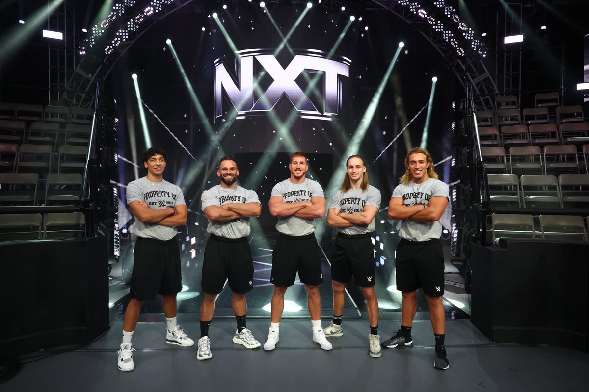 Das sind die neuesten NXT-Rekruten – und einige davon kennt man auch aus dem deutschen Wrestling:

Jaime Garcia (Zozaya)
Mike Derudder (Mike D Vecchio)
Dusan Novakovic
Cyril Coquerelle (Aigle Blanc)
Nathan Cranton