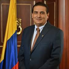 PortalSemanario's tweet photo. @diazmateusluis un Santandereano. Un Señor un Conservador limpio y diafano quiere volver . 2026-2029. al Congreso el es : Luis Eduardo Diaz Mateus.. Vamos Santandereanos a apoyarlo. Ni un paso atras. https://t.co/lmbXUoC5AQ