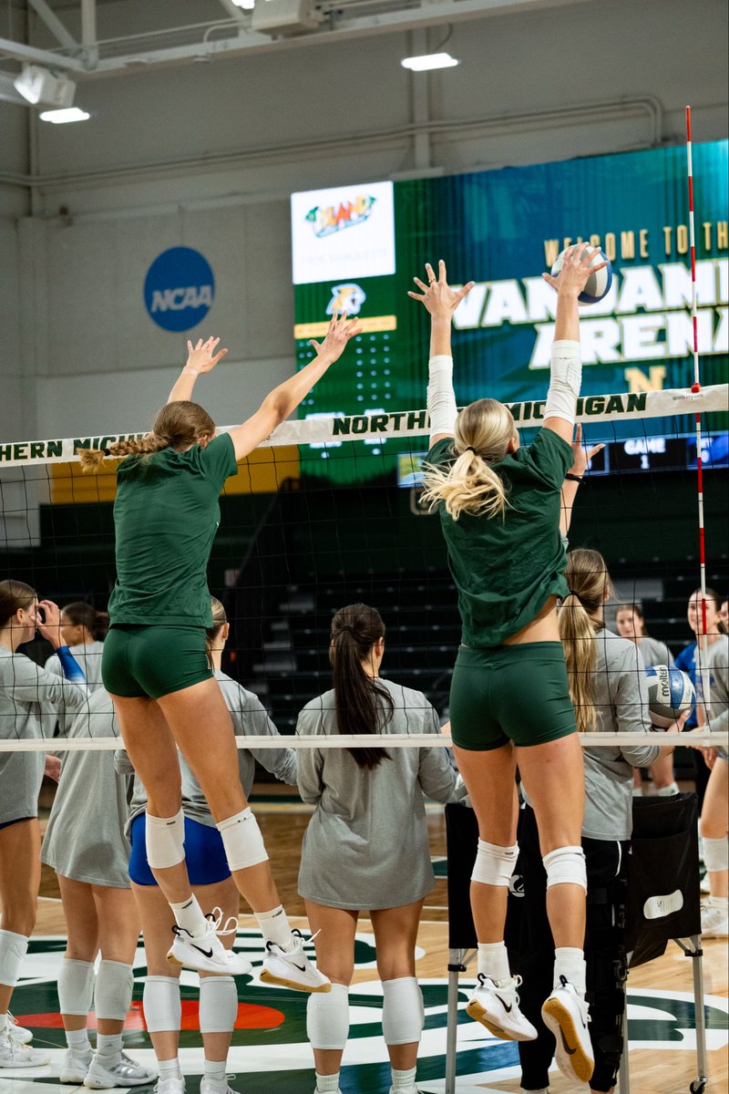 NMU_Volleyball's tweet photo. Focused N.
#NMUVB #PointCats https://t.co/4nz9Vj1K0a