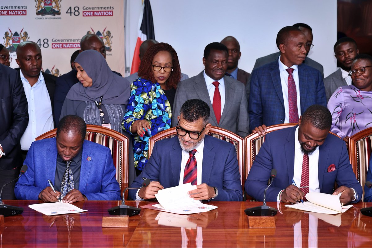 🩺 KMPDU has officially called off the doctors’ strike in <a href="/KiambuCountyGov/">Kiambu County Kenya.</a> after signing a Return-to-Work Formula (RTWF) with the County Government of Kiambu and the Kiambu County Public Service Board. The agreement, brokered through the Council of Governors (CoG), brings to an