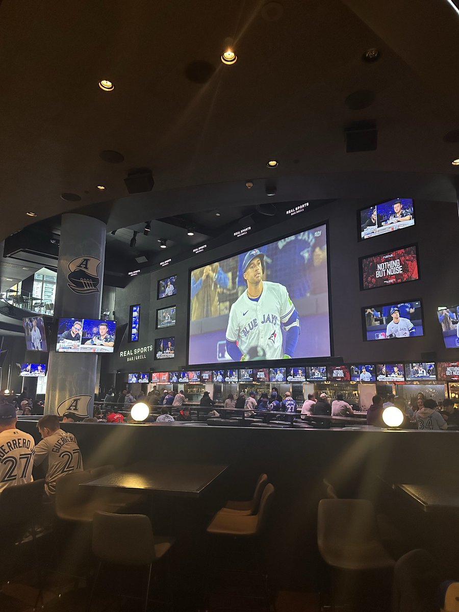 chefhogg27's tweet photo. @MadDogUnleashed While in town for the Jays Games 1 and 2. Make sure to come swing by Real Sports bar!! Only a half block away from the Roger’s Centre, and a 40ft tv to watch all things sports on!!  If @Babchik comes up to TO. We’ll test out those culinary skills in the kitchen! https://t.co/iTUPb1tGBA