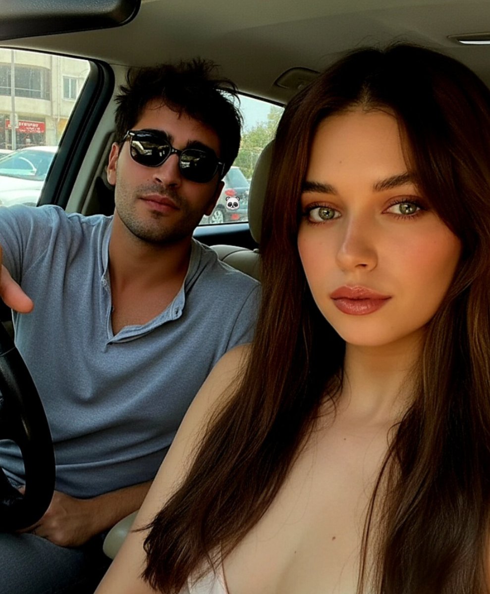 bricca79's tweet photo. Selfie AfRam 😍❤️🫠💫.. #AfRam #AfraSaraçoğlu #MertRamazanDemir https://t.co/YWdltlXL6U