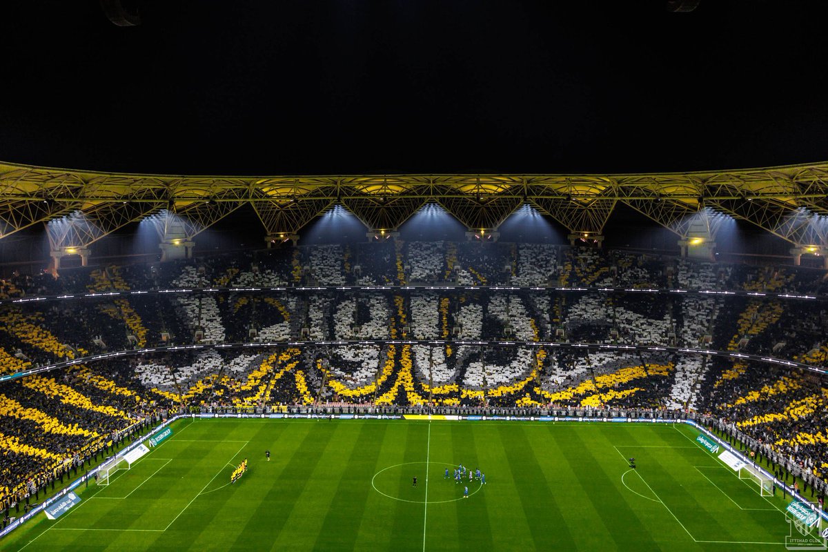 خسارة نستحقها .. ماقدمنا حتى الي يشفع للنقطة
بعد المباراة بيسهل الحديث وعبارات كان المفروض
الي ماكانت موجودة قبل المباراة و الكل كان مختلف

عمل مدرب مع نادي لـ ٤ اشهر .. 
يفترض ان نتائجه تجتاح مدرب وصل قبل اسبوعين .. 

كونسيساو اخفق .. والطريق طويل .. و للتعديل وقت
الاهم ان