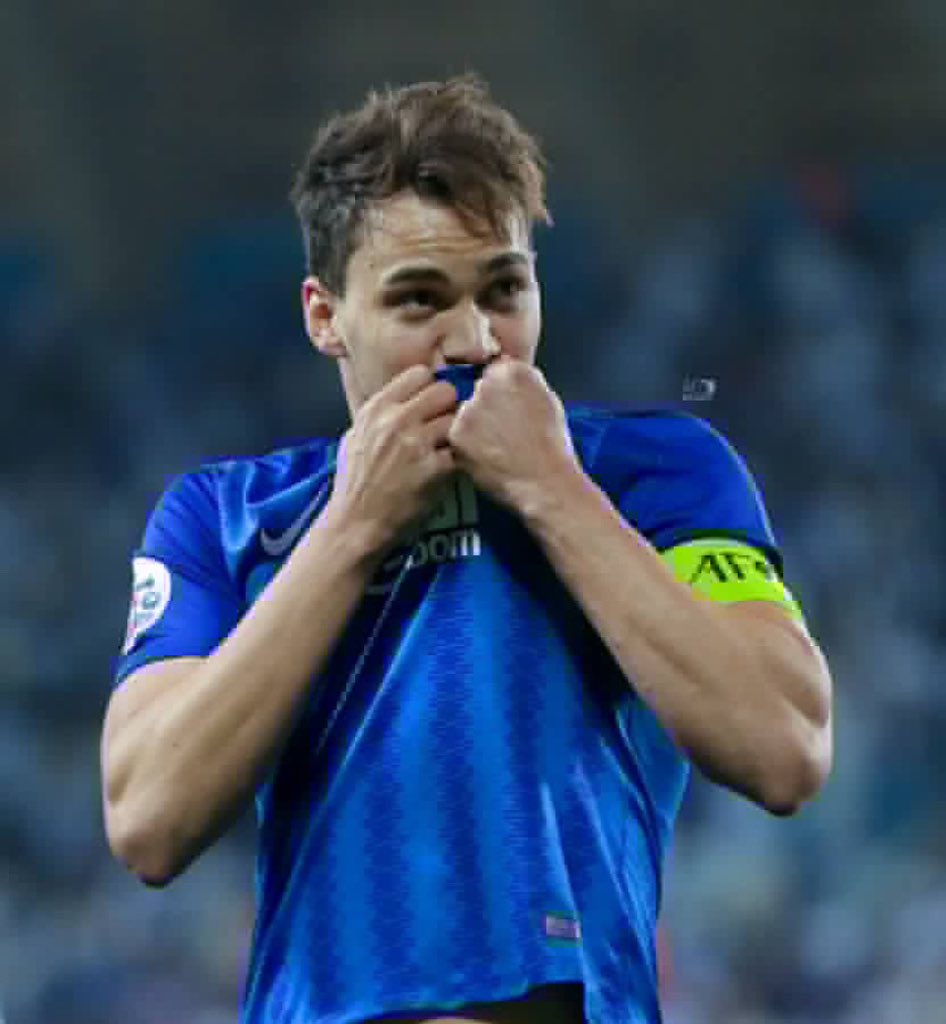 m8xnl's tweet photo. الاتحاد والاعب البرازيلي مع الهلال قصة حب وعشق لاتنتهي ابد https://t.co/zFw1CvIx0F