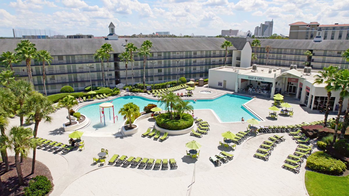 🍂 Fall Frenzy Sale – Save 40% on stays of two nights or more 🍂

Find the ultimate Orlando value at Avanti International Resort. Stay just steps from ICON Park and minutes from all the city’s top attractions.

Book now for the best rate: ow.ly/lLat50Xh0UE