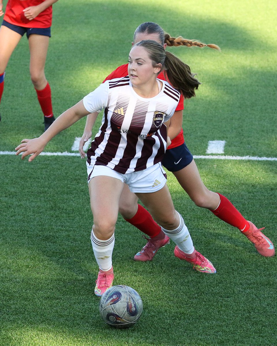 FusionSC's tweet image. Gearing up for the weekend with our Fusion players! 🏋️ TGIF!! #SoccerActionShots #PowerofFusion #PowerofFusion