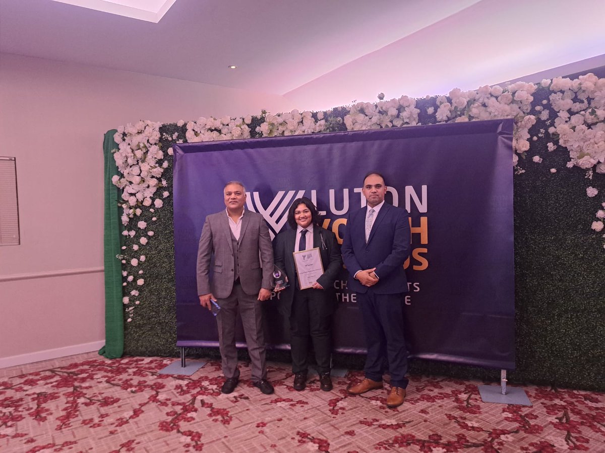 Icknield High School 🐝 tweet media