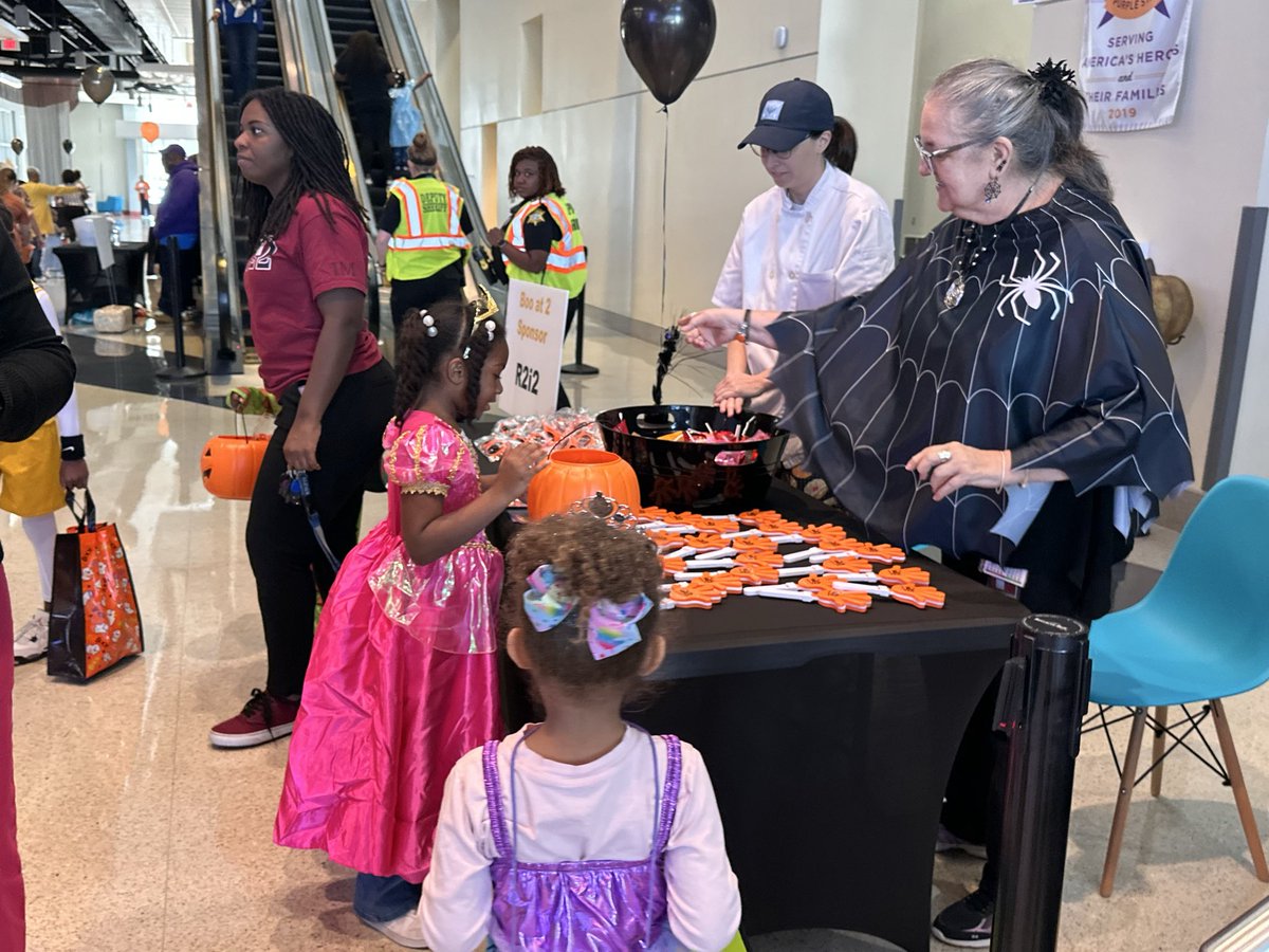 RichlandTwo's tweet photo. π» Itβs time to BOO! π
Boo at 2 just kicked off β come join the fun at R2i2 from 4β6pm TODAY!
Costumes, candy, and creepy-cool fun for all ages! π¬πΈοΈ
763 Fashion Drive
#BooAt2 https://t.co/j64WSCcjWe