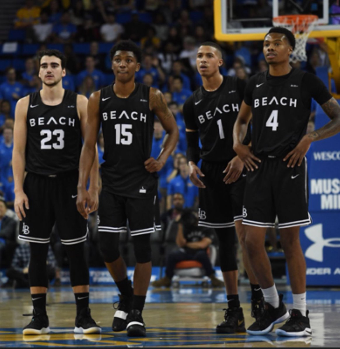 Blessed to say I’ve received a Division 1 offer from Long Beach State University. Big thanks to Coach Acker and the rest of the staff #humblenhungry #lowesports #AGTG