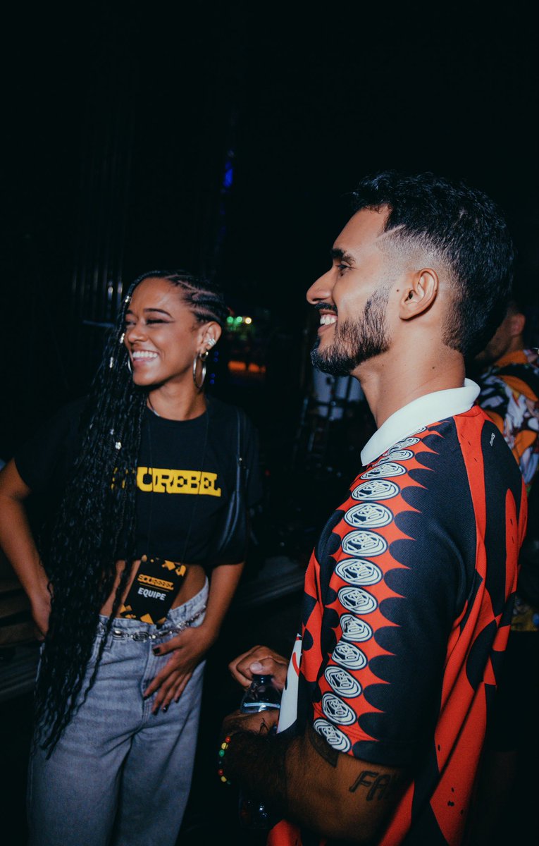 Minutos antes de fazer história no mada…

Te amo pretinha!