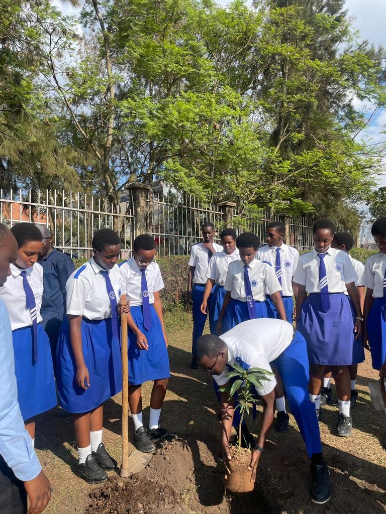 Saint Ignatius High School Kibagabaga tweet media