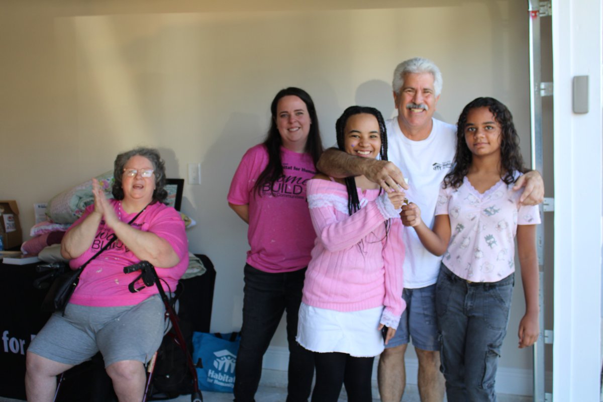 SpaceCoast_HFH's tweet image. This morning, we gathered in the Diamond Square neighborhood of Cocoa to celebrate &amp;amp; welcome home the Atwood family for the first time. 

Special thanks to @Publix Charities for the funding that helped make this dream of homeownership a reality.

#PublixCharities #CocoaFL