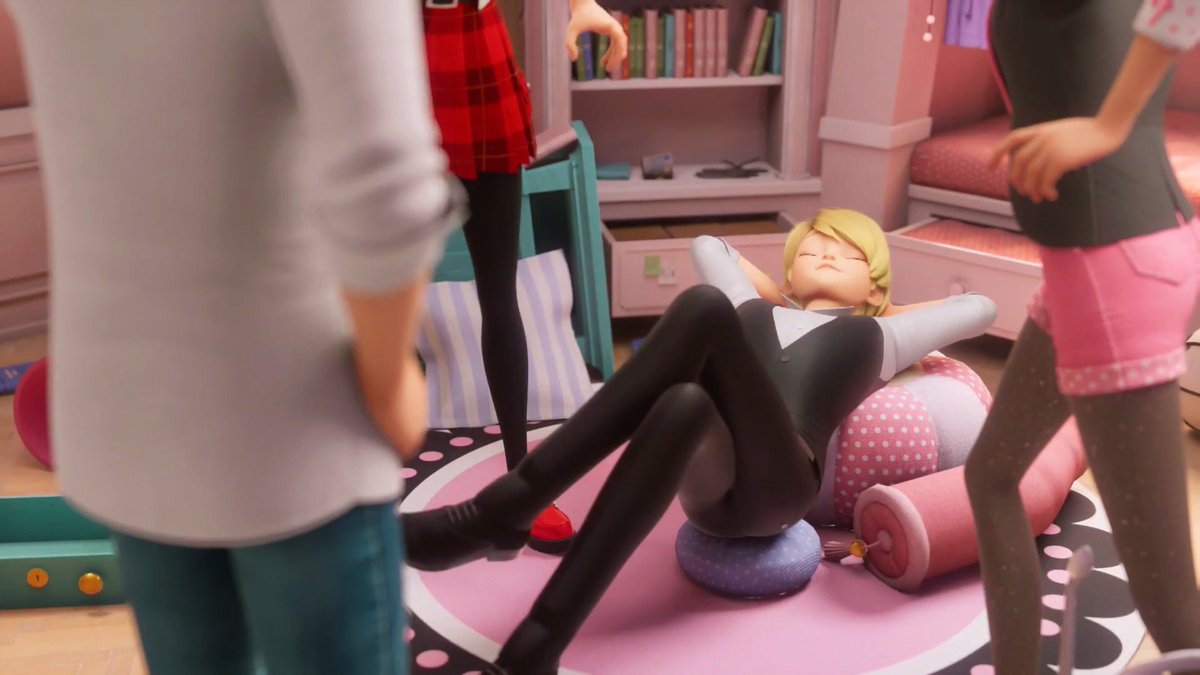 LikaStark52's tweet image. Although I still think that Felix is smarter than Adrian, considering that he is the youngest graduate of the school and a chess prodigy +
#MiraculousLadybug #felixfathom #Miraculous #felix #mlbtwt #mlbs6spoilers