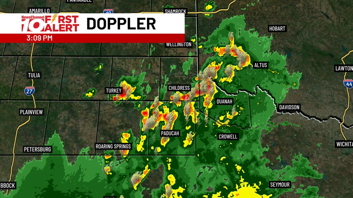 3:10 P.M. - The bulk of our activity is down off to the southeast so far this afternoon, but The Paducah and Childress areas are getting walloped with some solid rain, and a lot of lightning and thunder! It's all below severe limits currently though. #txwx
