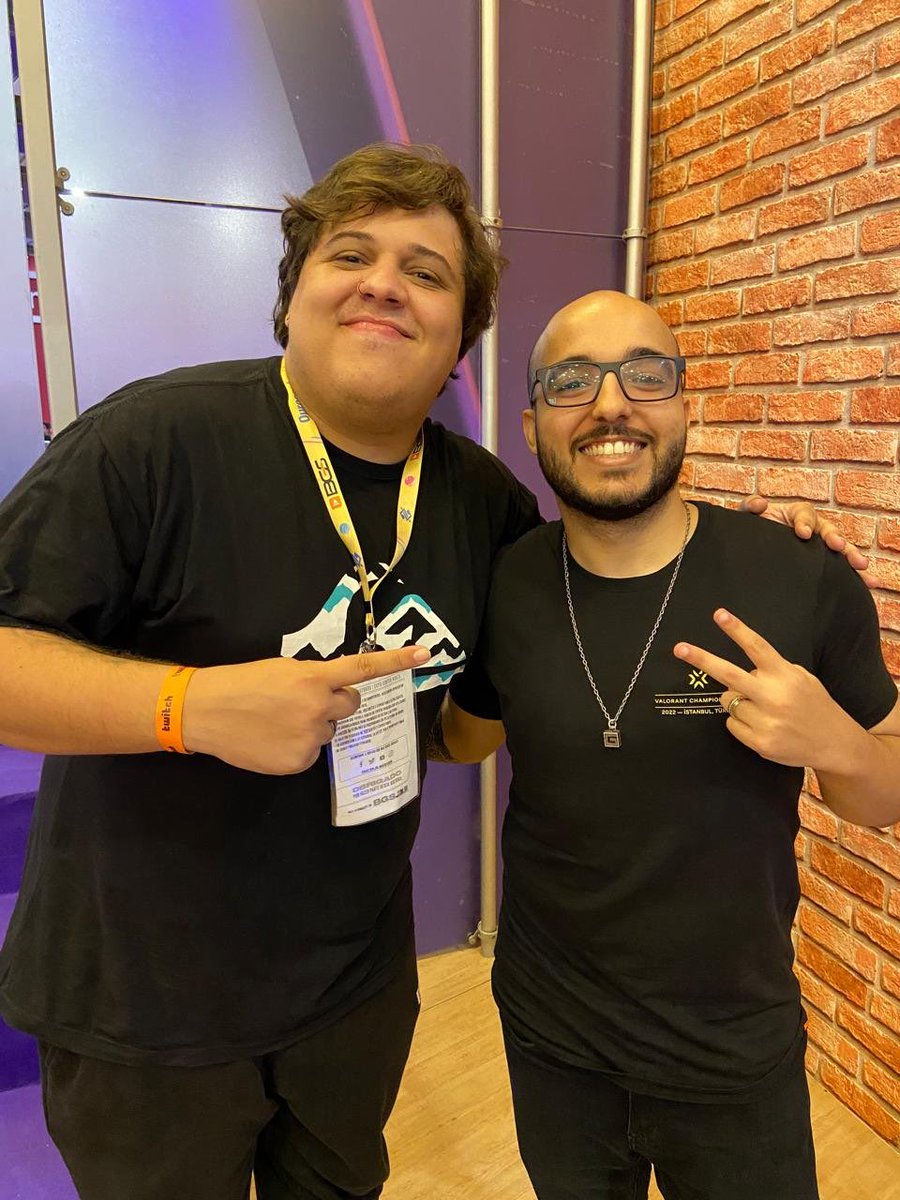 UNIÃO SINISTRA 🧡💙

<a href="/Nuuhfps/">Gustavo "Nuuh" Rocha</a> 🤝 <a href="/gustavosacy/">Sacy</a> 

MIBR E LOS NA SPUN