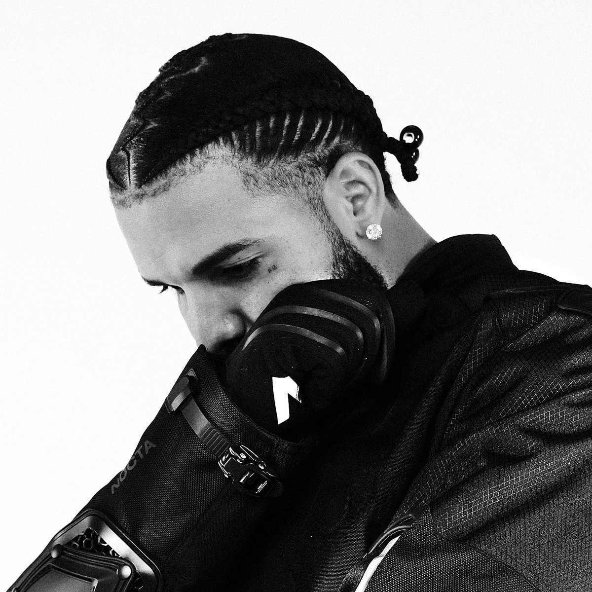 PopBase's tweet image. Happy 39th birthday to the talented Drake.