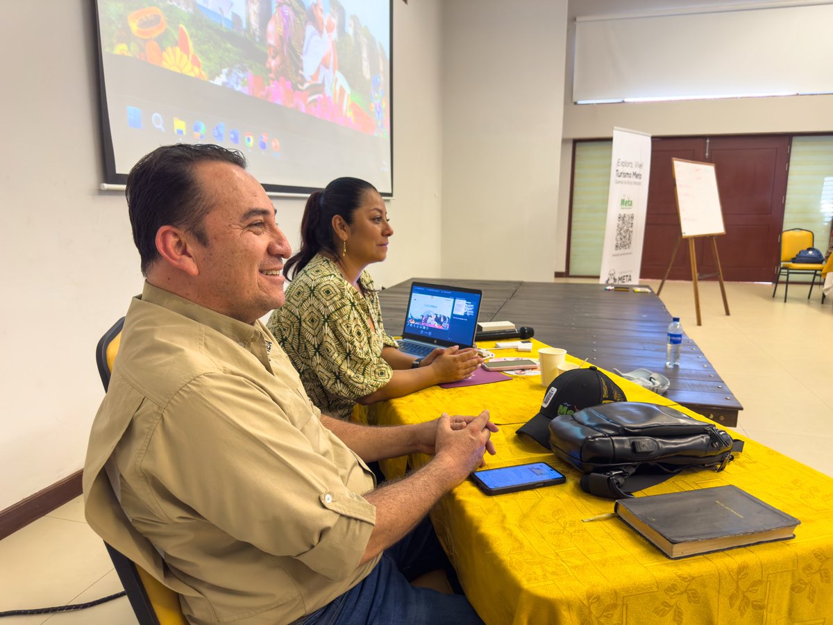 turismo_meta's tweet photo. En el Taller de Internacionalización del Turismo del Meta, junto a @MincomercioCo, @PROCOLOMBIACO y @GobernacionMeta fortalecemos a nuestros prestadores para proyectar al Meta en mercados internacionales. 🌎
#MetaSomosLaRutaNatural https://t.co/f70DQA1lXc