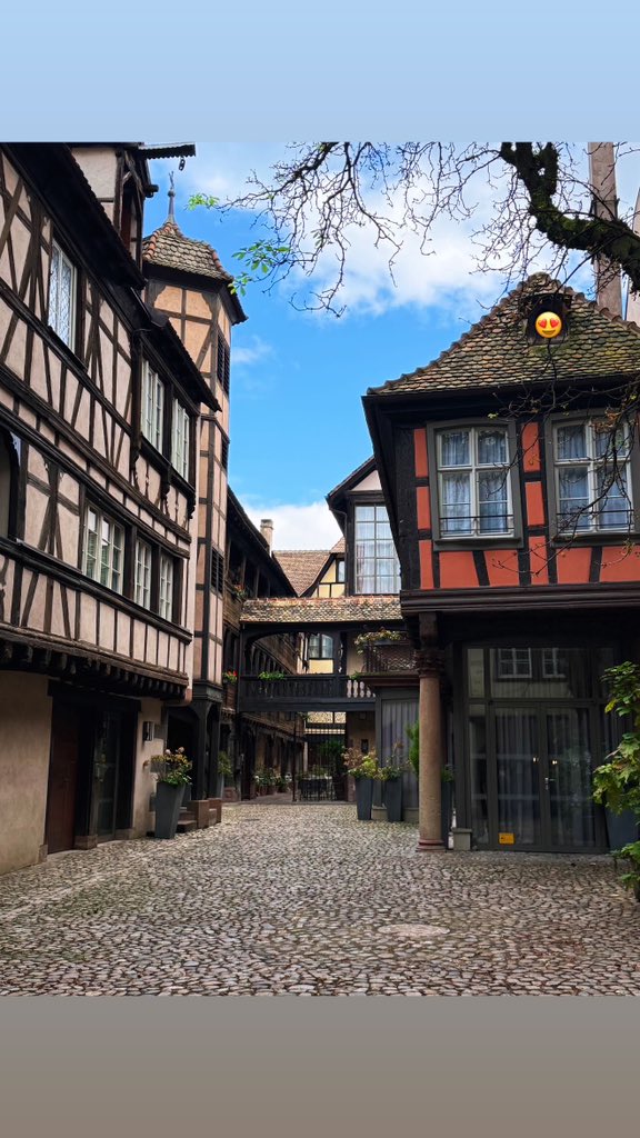 anna_aa26's tweet photo. Strasbourg 😍 https://t.co/BmtF7xYoTW