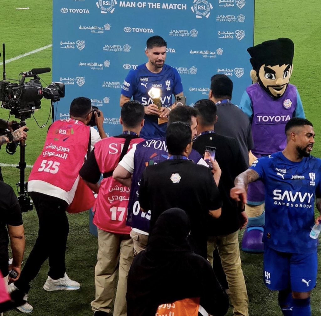 hilalstuff's tweet photo. 🤩💙💙💙💙💙 https://t.co/dSr9Qb3c3Y