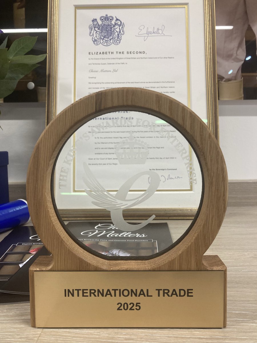 Dewlay Cheese tweet media