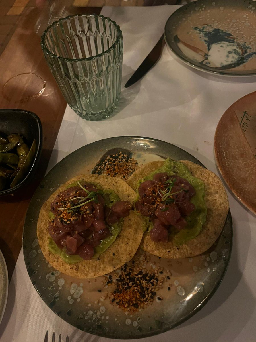 The_Observer5's tweet photo. Empezamos el finde gastronómico por Tierras Catalanas en La Selva. Todo buenisimo! https://t.co/iCBgX9HxEu