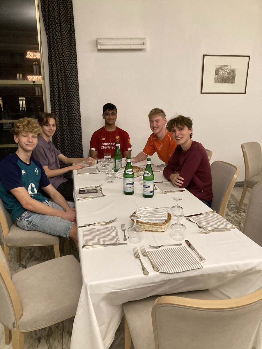CGS_Geography's tweet photo. Night out on the town… @CGSBucks https://t.co/WB0hifc0FJ
