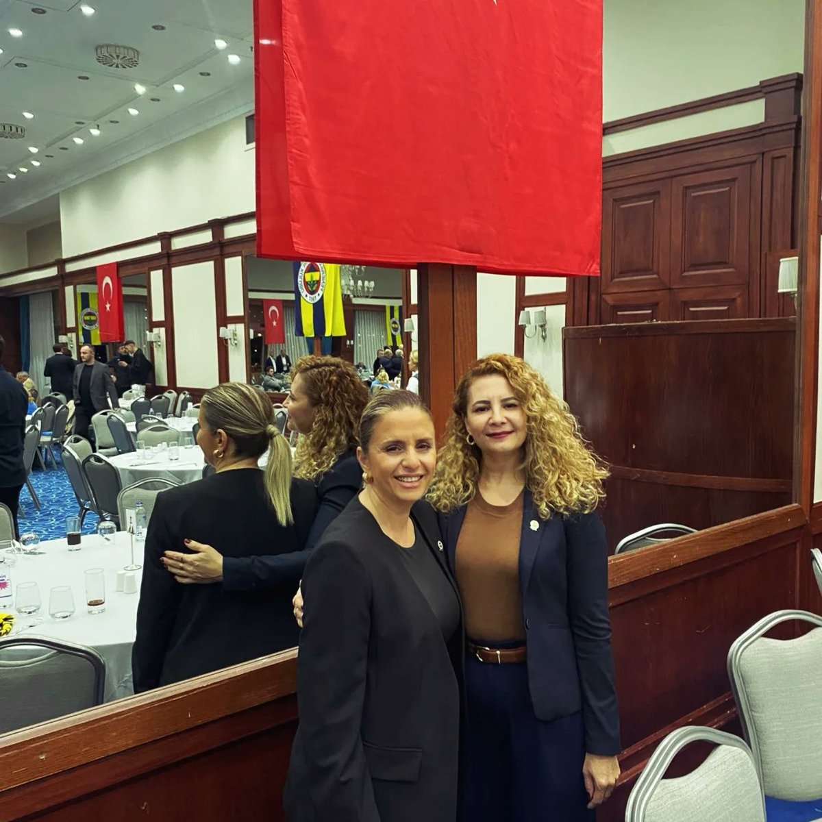 Kulübümüz tarafından düzenlenen Dernekler Toplantısı'na Başkanımız Av.Burcu Aydın ve Asbaşkanımız Cengiz Solak katılım sağladılar.