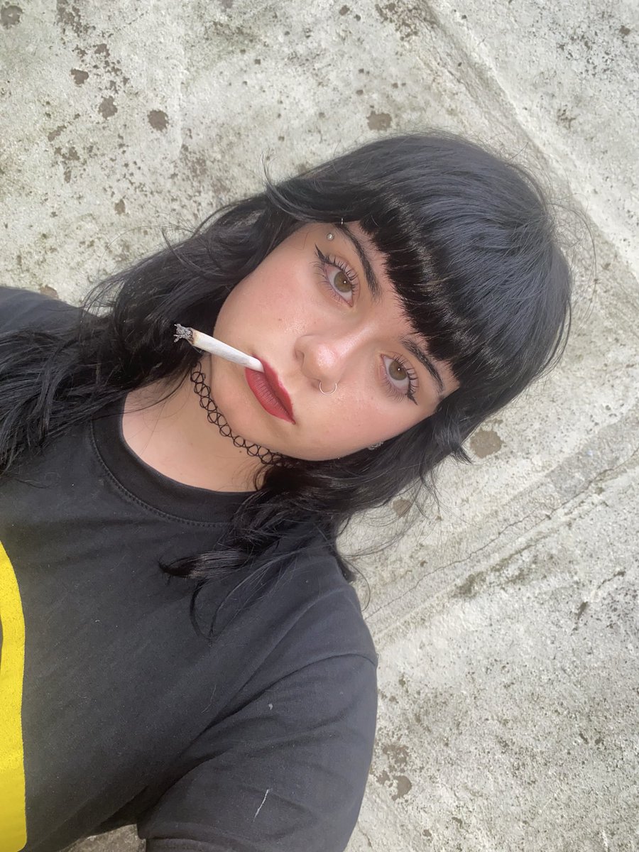 salí más dura q mi infancia, pero bue