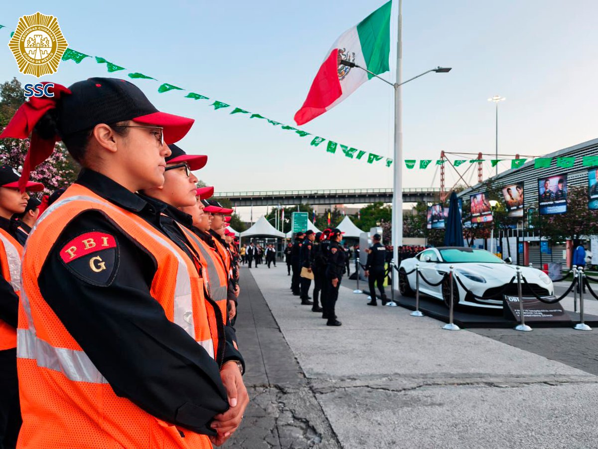 PBI_SSC's tweet image. 🚨 Al interior del @autodromohr, con motivo del evento "@F1. #GranPremio de México", personal de la #PBI de la @SSC_CDMX mantiene el dispositivo de seguridad en el cual realizan recorridos de seguridad, vigilancia y prevención, a fin de garantizar un evento seguro.  🚔👮‍♀️👮🚓