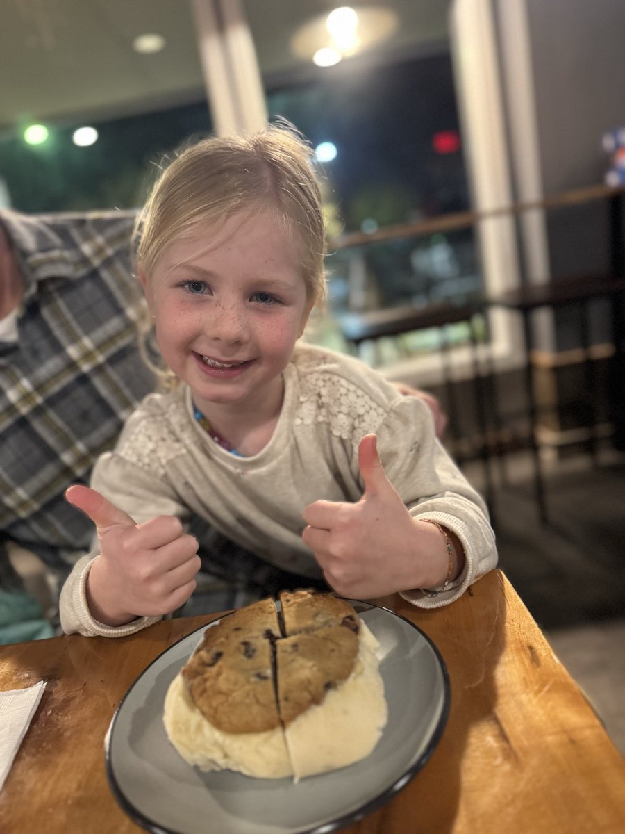 Shannon Bollhardt tweet media