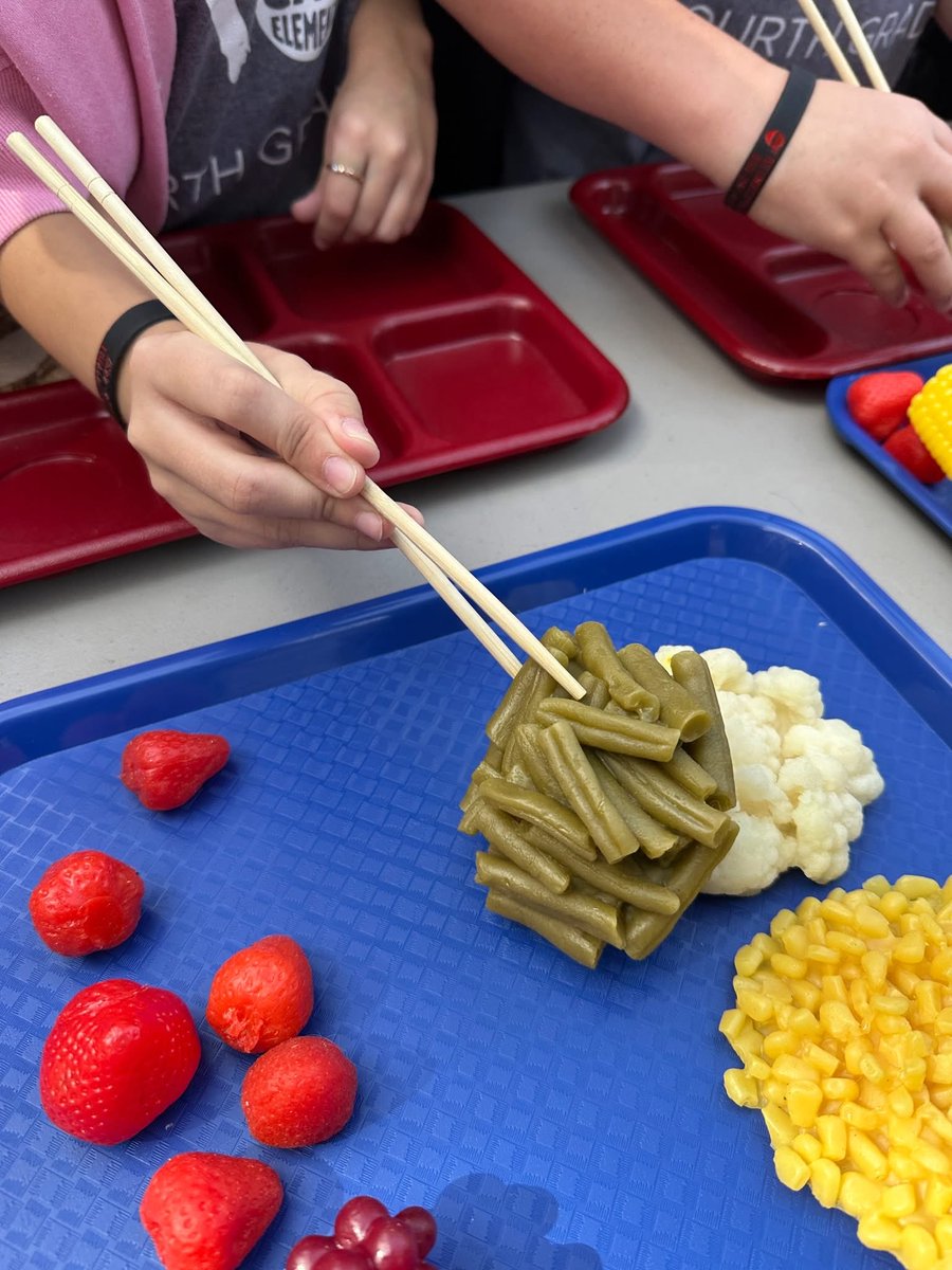 Students at Ball Camp Elementary School accepted our challenge to assemble reimbursable trays using chopsticks to pick up food props of varying shapes and weights.

See more photos: facebook.com/share/p/1EkxUU…