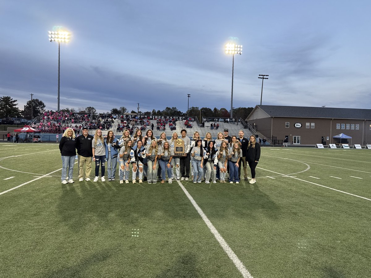 Congratulations to the 2025 Softball Champions who were presented with their rings tonight!