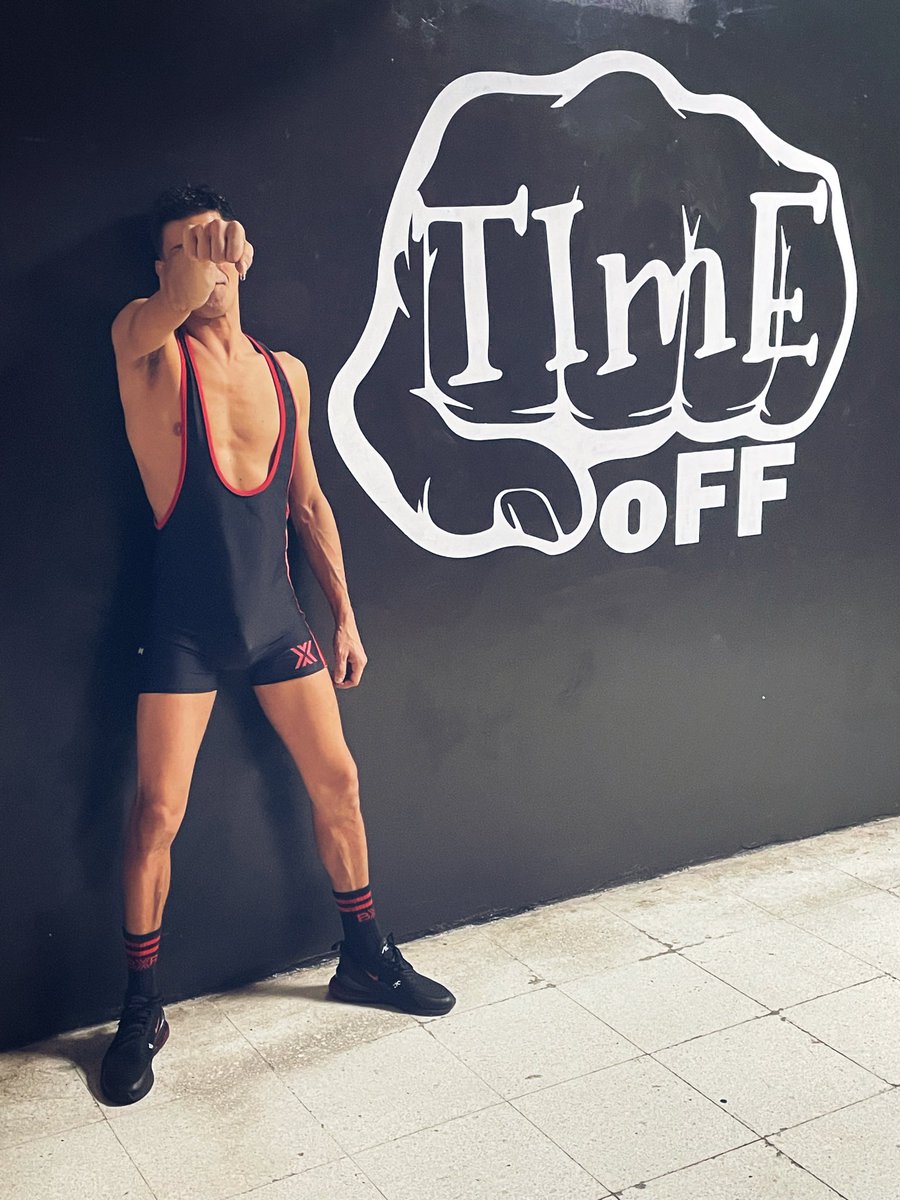 in the extreme rhythm of the night in Maspalomas, in the darkness between shadows and desires. You can find me at <a href="/TimeoFFclub/">TimeoFF</a> Where eyes seek, hands find, asses vibrate..

<a href="/BOXERBARCELONA/">BOXER BARCELONA</a> #FISTING 
#gayclub <a href="/MFW_GC/">MaspalomasFetishPride</a>
