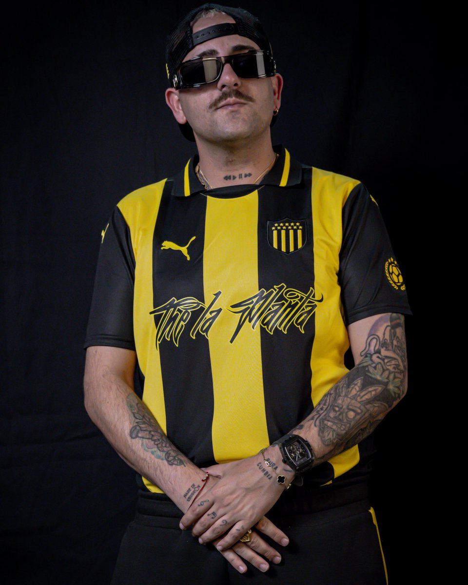 Sala CAP no para de sorprender, cerró como sponsor al famoso cantante #TheLaPlanta . A base de títulos y mucho trabajo el gobierno de <a href="/marcesolomita/">Marcelo Solomita</a> en <a href="/FutbolSalaCAP/">PEÑAROL | Fútbol Sala</a> gana en la cancha y en publicidad, por donde se mire el deporte menor de Peñarol más ganador y que más vende