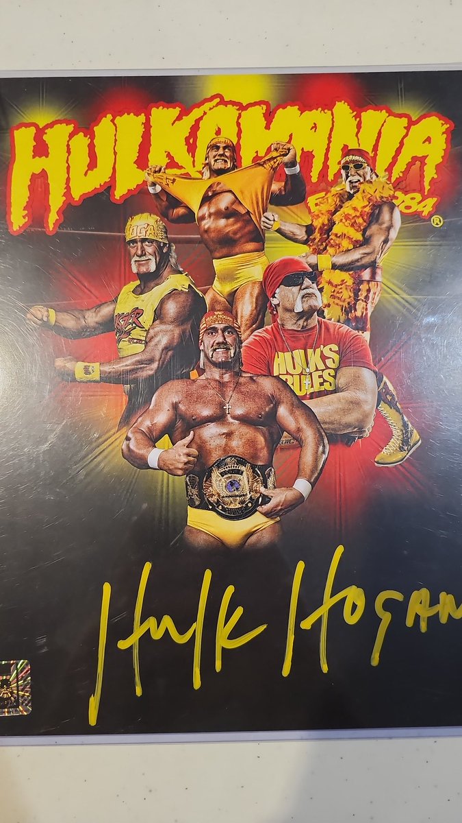 HulkStillRules1's tweet photo. 50 Wrestling Autographs live on @Whatnot at 8:05 CST Saturday Night! Autos include #HulkHogan #RoadWarriors #BronBreakker #JacobFatu #MJF #TimelessToniStorm #RickySteamboat 
https://t.co/32sY8I7xpE https://t.co/60IthhXdBH