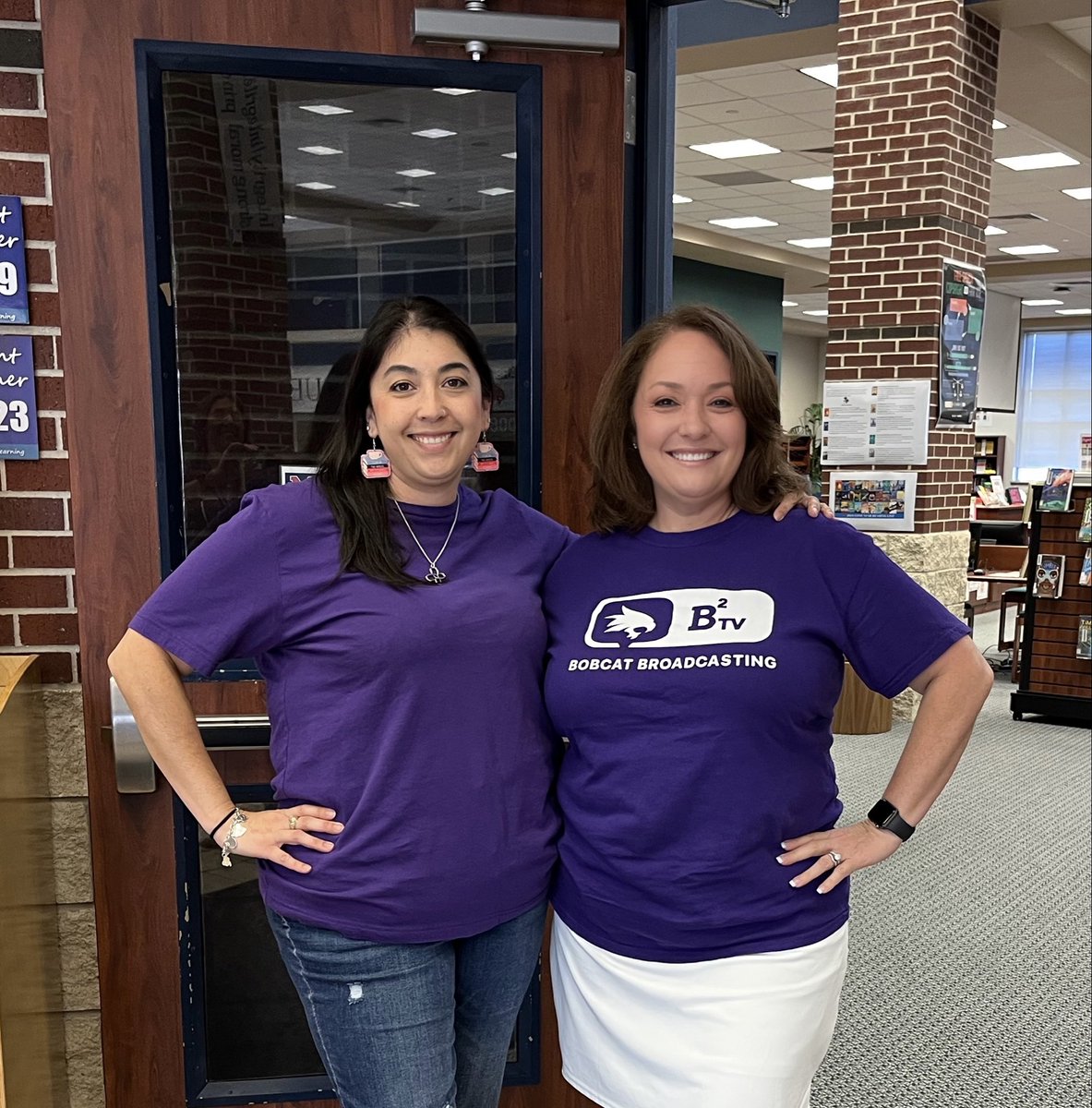 BerryMiller_JH's tweet image. 💜Purple is more than just a color. It’s a symbol of #GoodCitizenship. This important character trait includes doing your share to make your home, school, &amp;amp; community better, protecting the environment &amp;amp; voting. Inspire each other! @CHARACTERCOUNTS #CharacterCountsWeek ❤️💙🐾💜