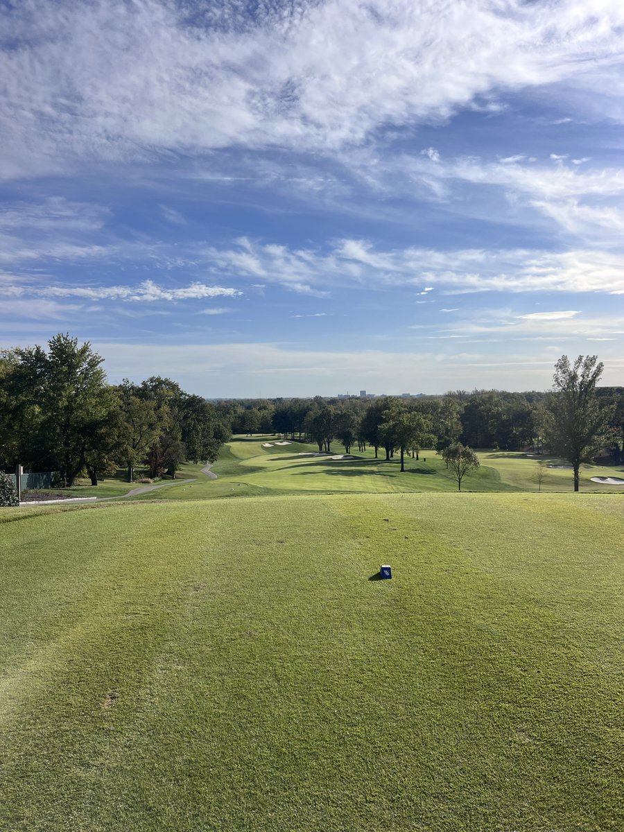 Haven't touched a club in almost 30 days... first two.. snap hooks wayyy out!😂